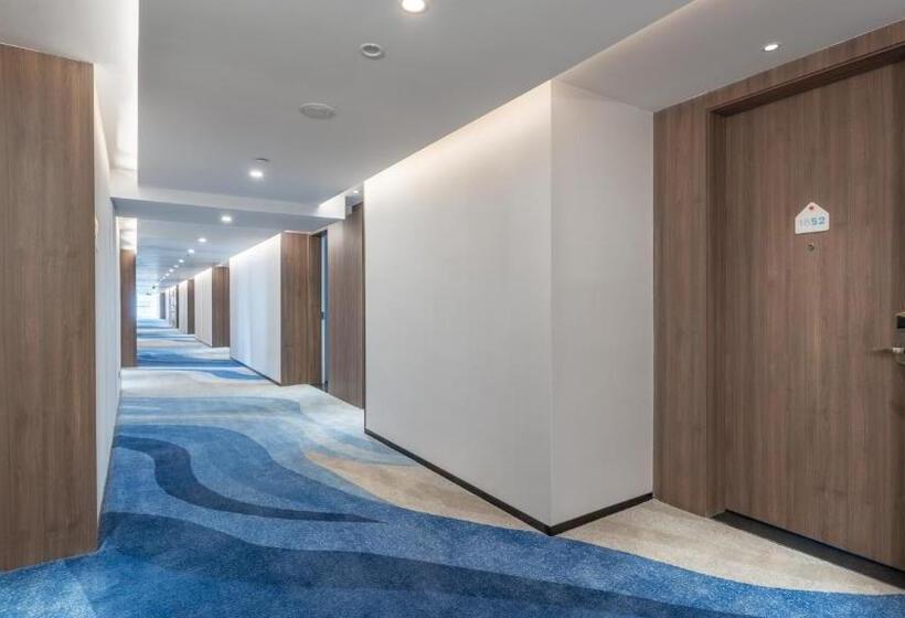 בית מלון כפרי Holiday Inn Express Chengdu Hightech Zone