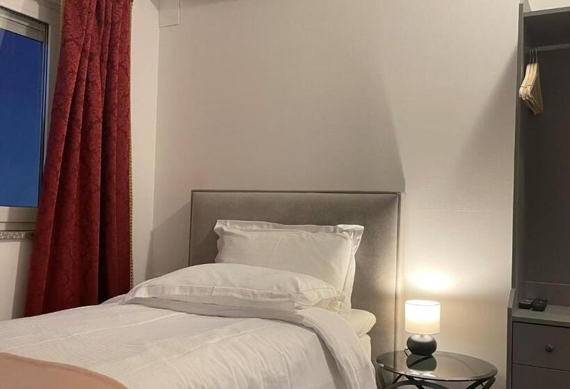 هتل Madoncas & Restaurant