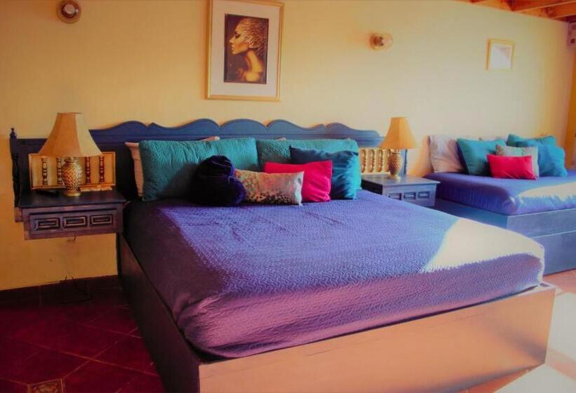 Отель Mision Santa Isabel