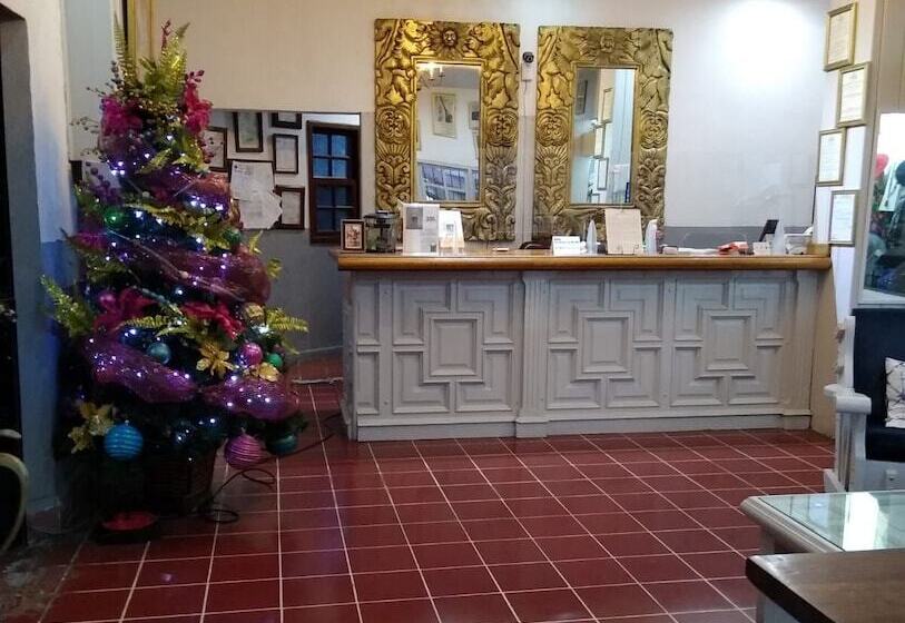 Отель Mision Santa Isabel