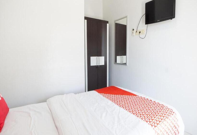 Отель Padekosan