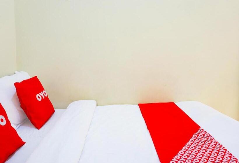 ホテル Oyo Flagship 90723 Khalifi House Malang