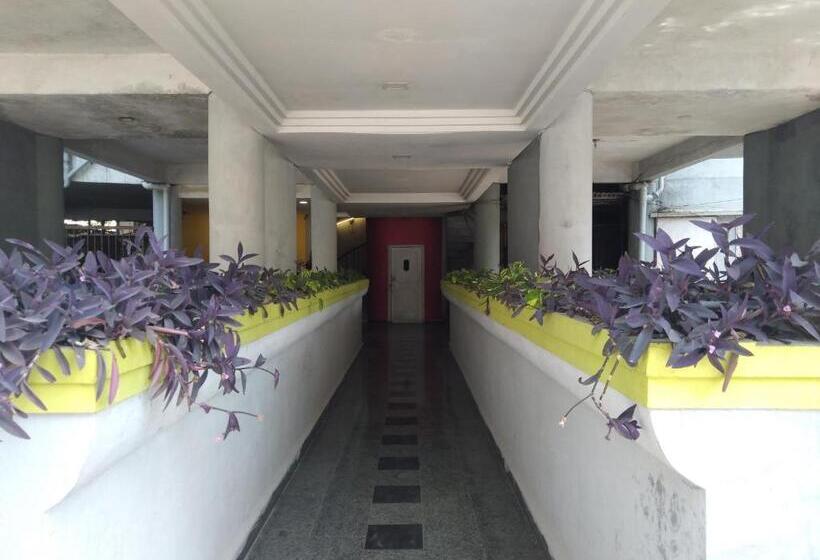 酒店 Rest Inn Pune