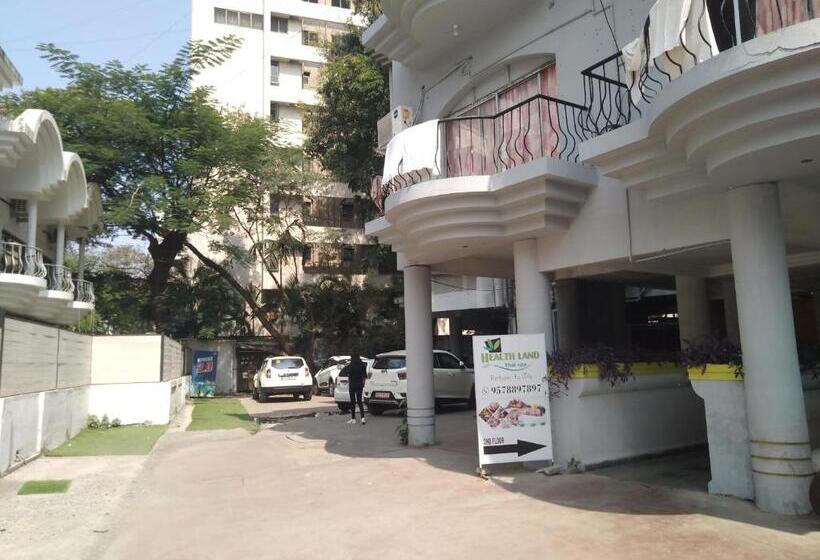 酒店 Rest Inn Pune