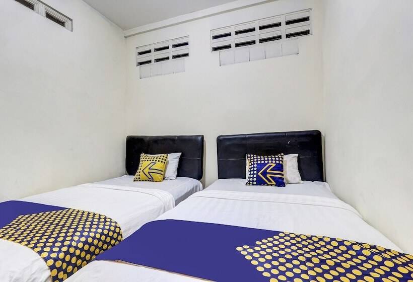 فندق Spot On 90744 Alika Homestay