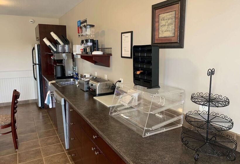 Surestay Plus Hotel By Best Western Hardisty