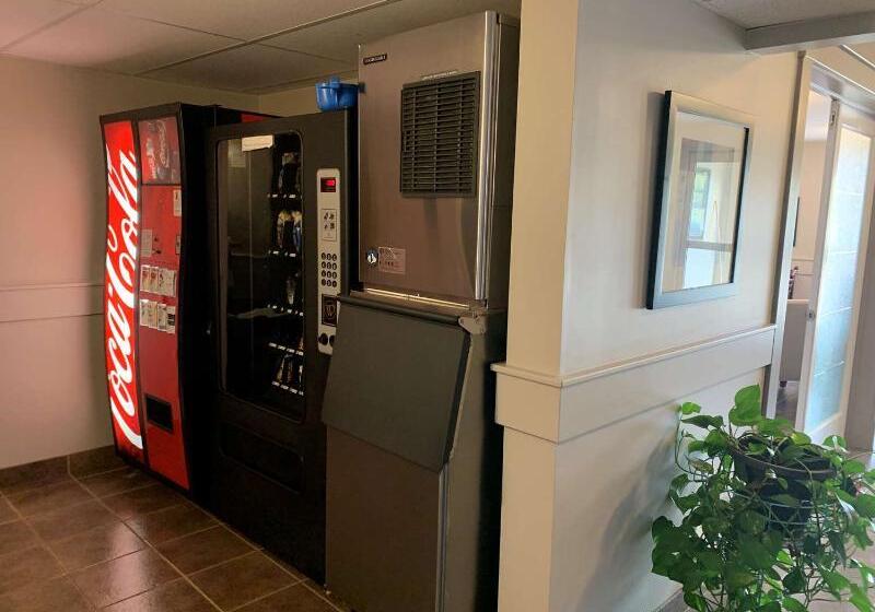 Surestay Plus Hotel By Best Western Hardisty