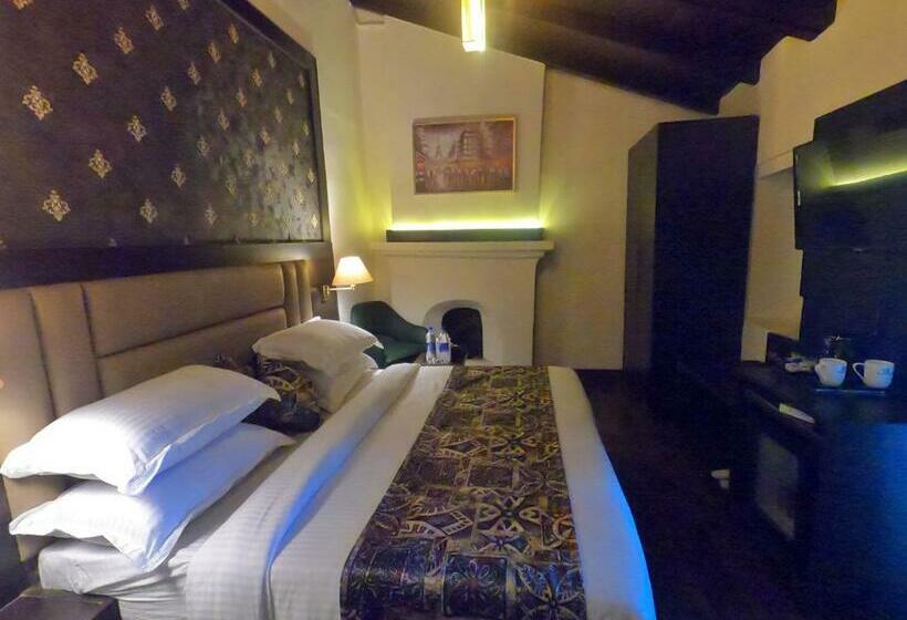 בית מלון כפרי The Mirchoni Resorts Nainital