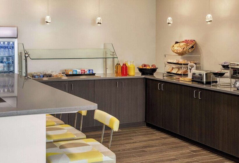 The Orbit Hotel, Trademark Collection By Wyndham