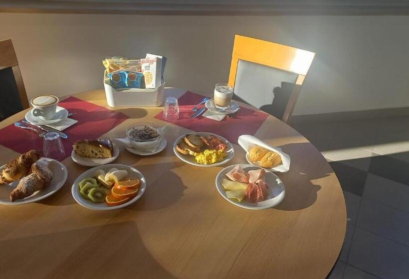 فندق Villa Nazareth Fermo