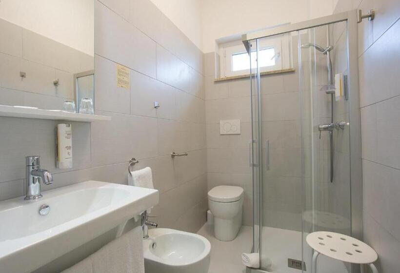 فندق Villa Nazareth Fermo