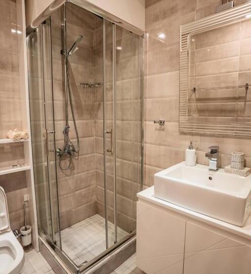 Magico Rooms & Apartments