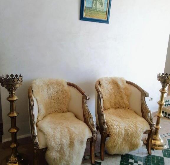 پانسیون Riad Redwan