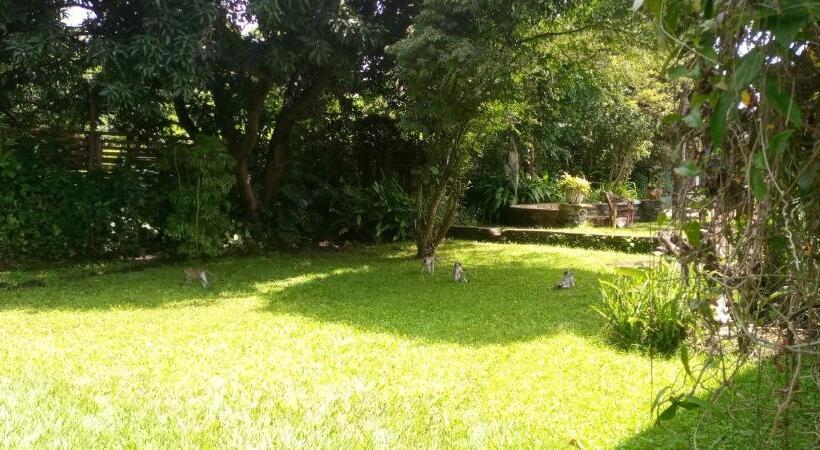 هاستل Karibu Heritage House