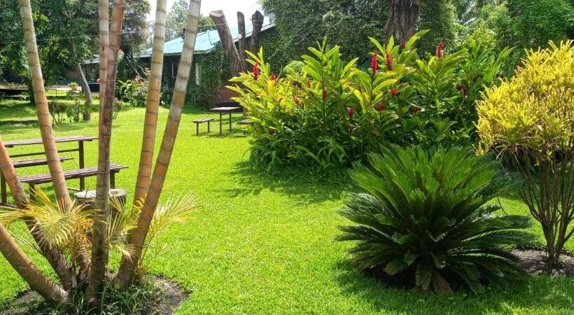 هاستل Karibu Heritage House