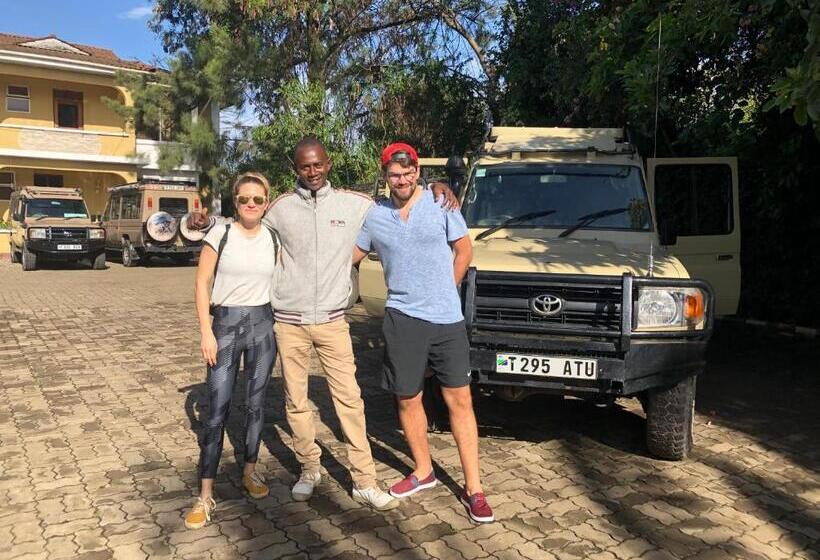 هاستل Karibu Heritage House