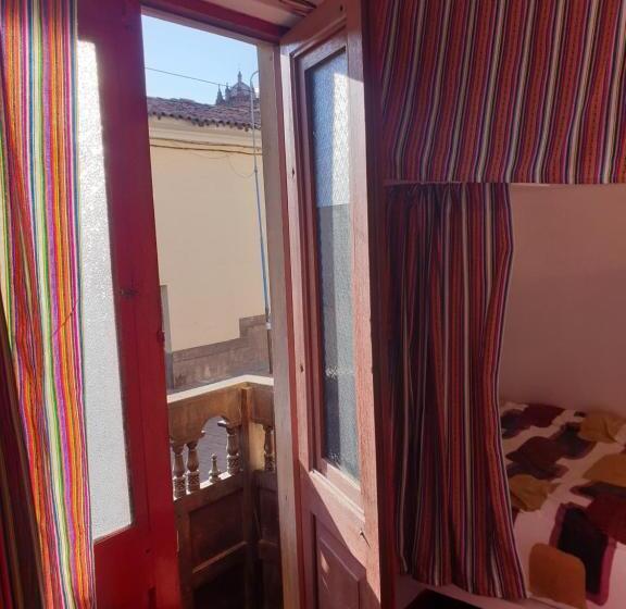 هاستل Sk Hostal