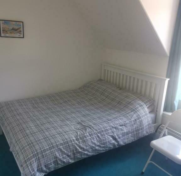 Dalwhinnie Old School Hostel