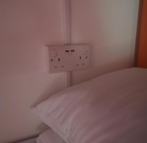 Dalwhinnie Old School Hostel