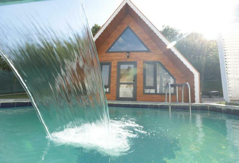 Celik Termal Butik Otel