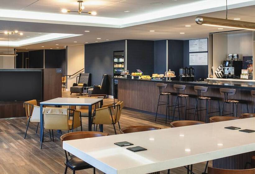 فندق Courtyard By Marriott Santa Cruz