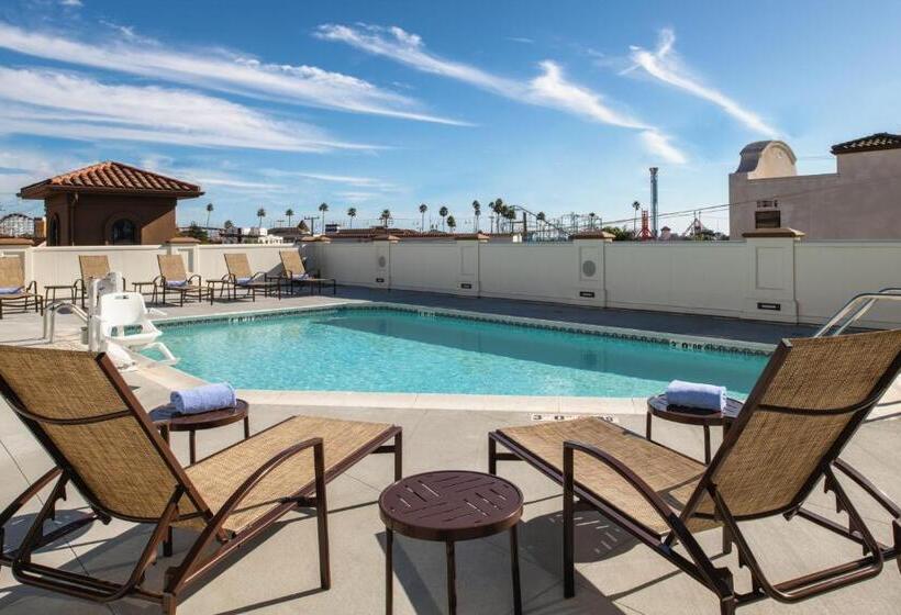 فندق Courtyard By Marriott Santa Cruz