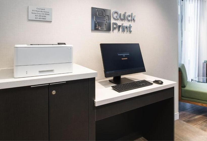 فندق Courtyard By Marriott Santa Cruz