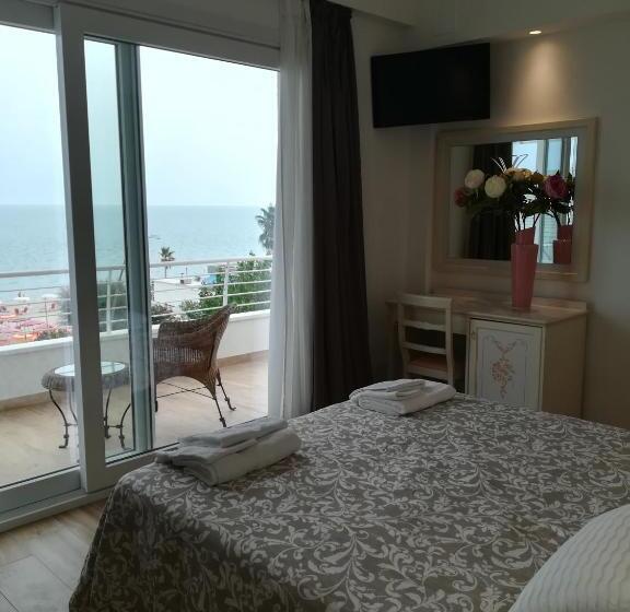 בית מלון כפרי Flora