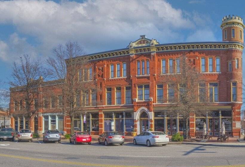 בית מלון כפרי Forty Five, Macon, A Tribute Portfolio