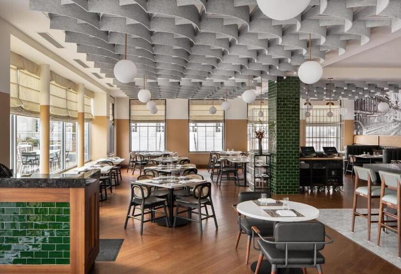 בית מלון כפרי Forty Five, Macon, A Tribute Portfolio