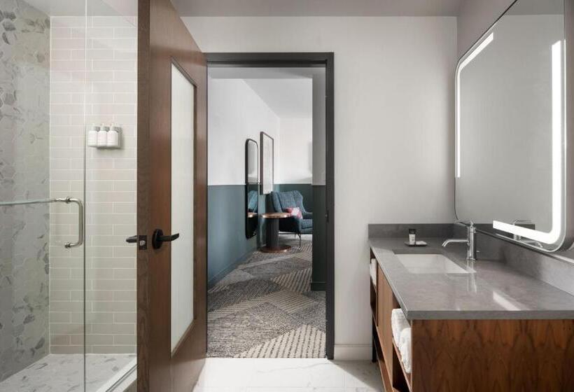 בית מלון כפרי Forty Five, Macon, A Tribute Portfolio