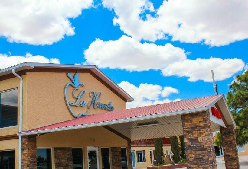 호텔 La Huerta Inn & Suites