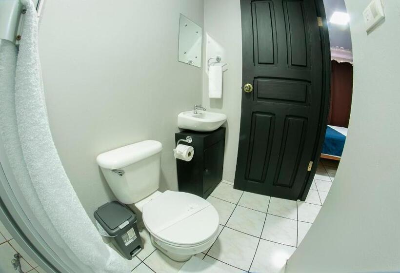 בית מלון כפרי La Vid La Fortuna