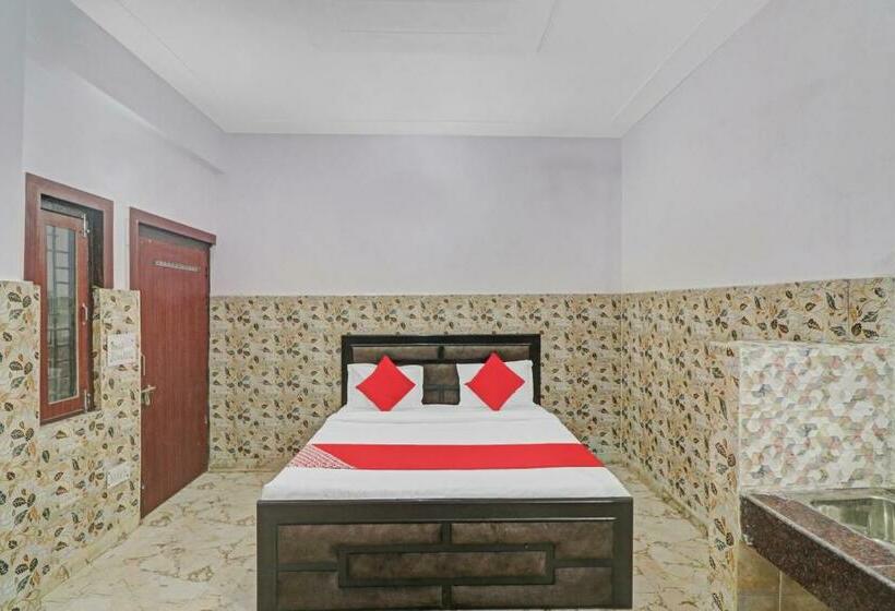 בית מלון כפרי Flagship Sudhir