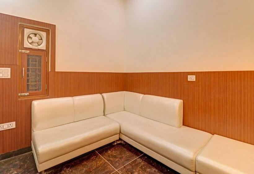 בית מלון כפרי Flagship Sudhir