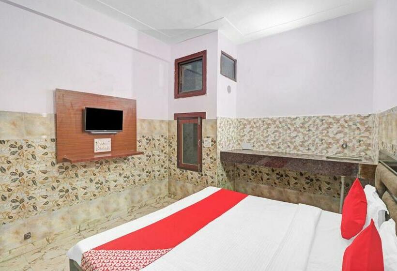 בית מלון כפרי Flagship Sudhir