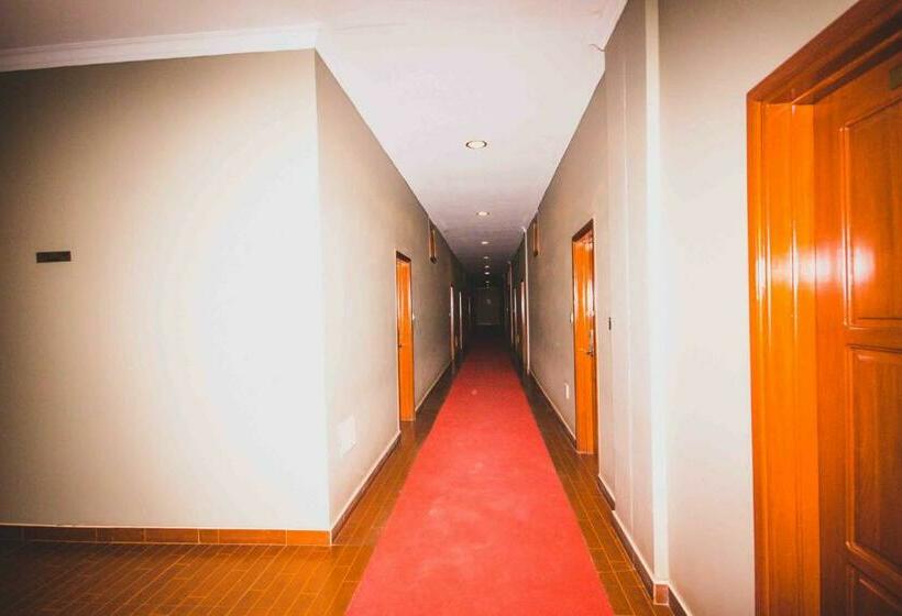 Panone Hotel Chekereni