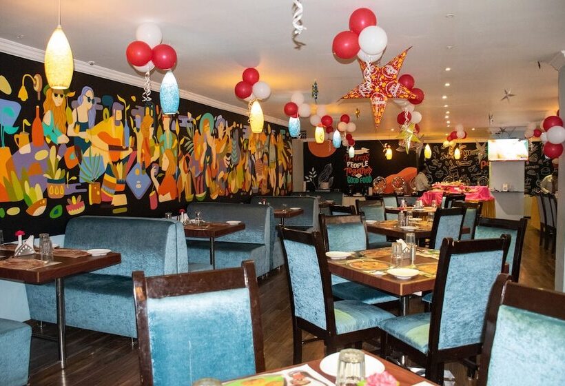 בית מלון כפרי Seasons Inn