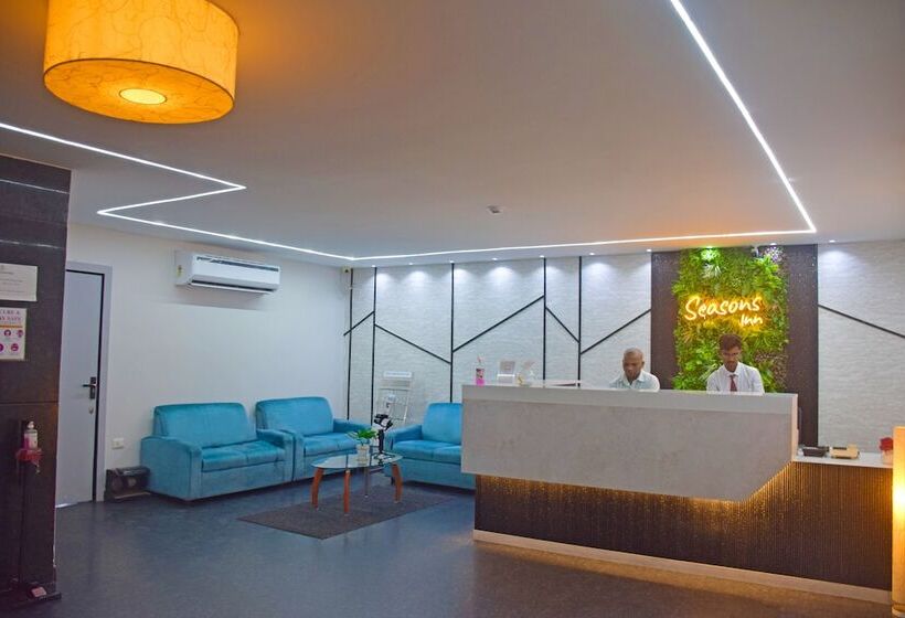 בית מלון כפרי Seasons Inn