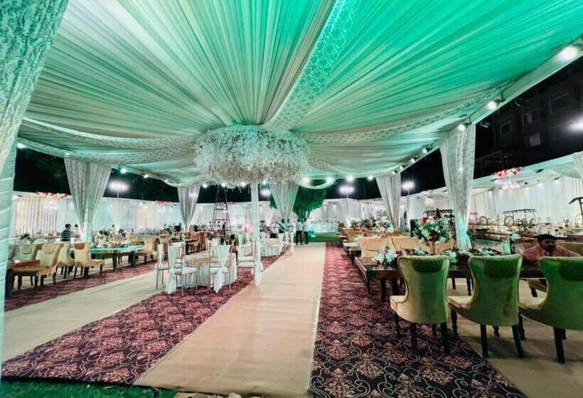 בית מלון כפרי Lalita Grand