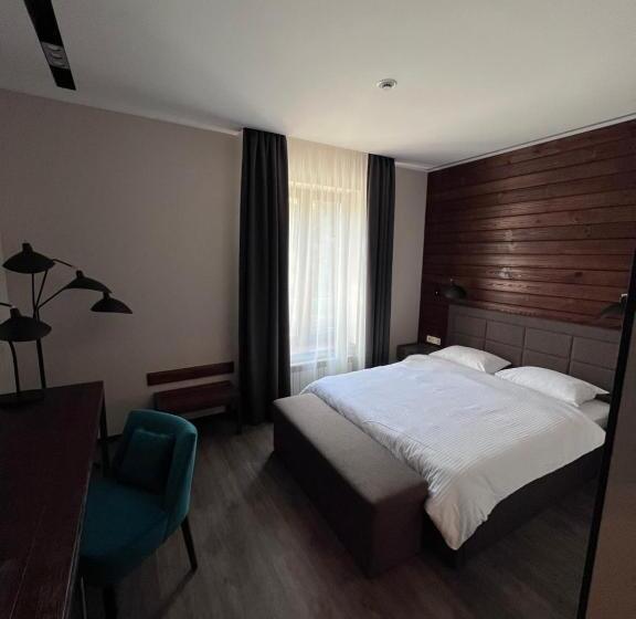 בית מלון כפרי Tita Family House