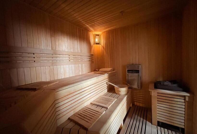 בית מלון כפרי Tita Family House