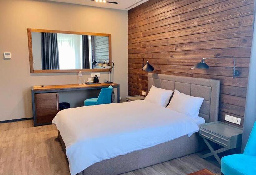 בית מלון כפרי Tita Family House