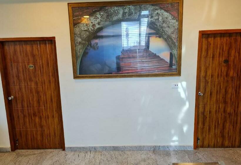 ホテル Vijay Shree Inn