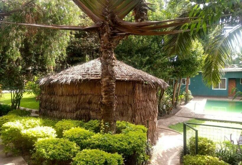 هاستل Karibu Heritage House