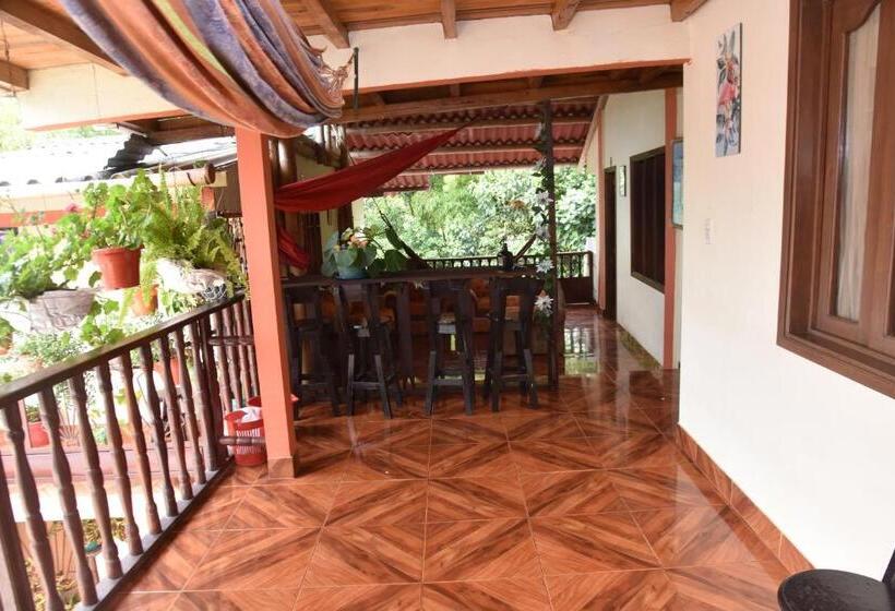 پانسیون El Retorno