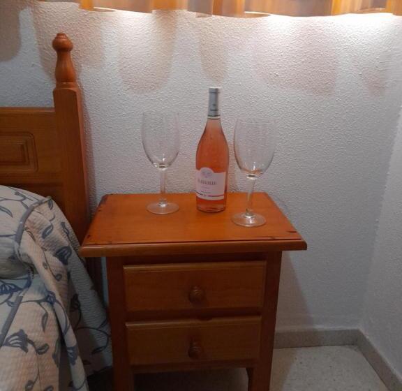 膳宿费 Hospedaje Benacazon A49