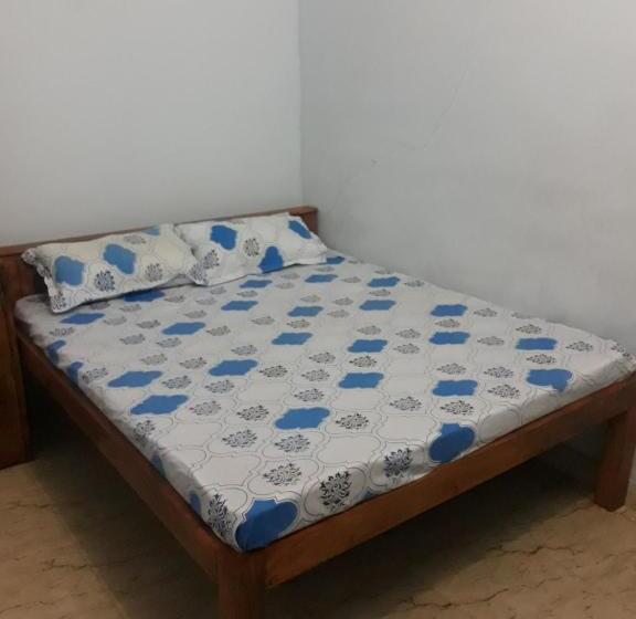 פנסיון Mahadev Guest House