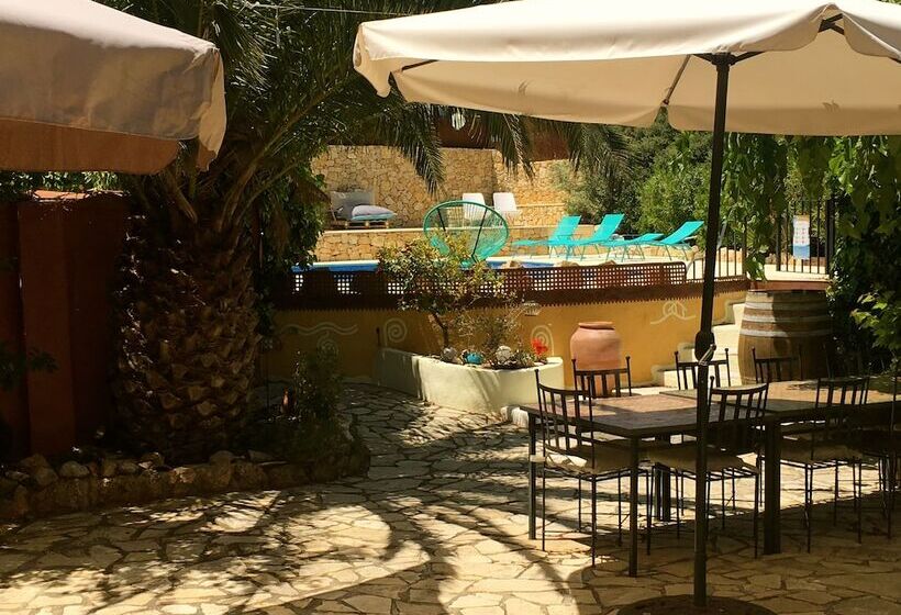 Arianella Holiday Home Penedes