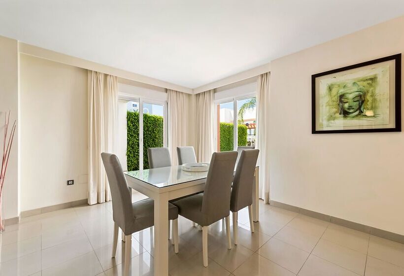 Cortijo Del Mar Resort